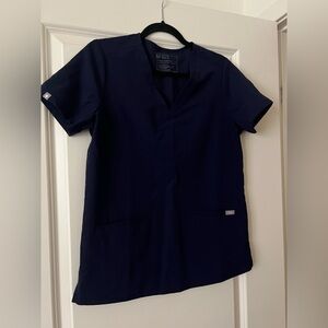 FIGS Scrub Top- size small